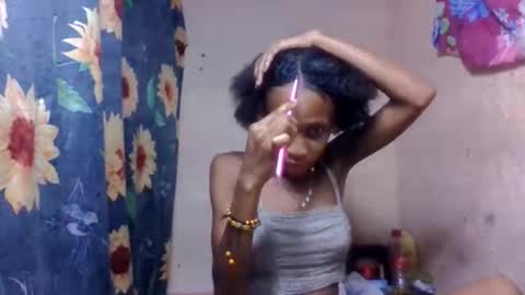 Snapshot of littleyanah chatting on 03.16.26 yanah online show from 03.16.26