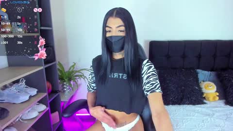 Snapshot of litz_81 chatting on 12.10.24 litz_81 online show from 12.10.24