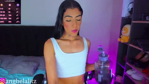 Snapshot of litz_81 chatting on 02.02.25 litz_81 online show from 02.02.25