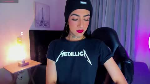 Snapshot of litz_81 chatting on 11.11.25 litz_81 online show from 11.11.25