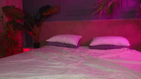 Liv 3 online show from 12.04.25