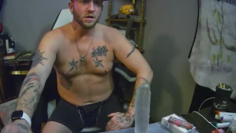 livingpuddle online show from 11.22.25