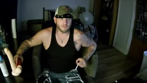Snapshot of livingpuddle chatting on 04.19.26 livingpuddle online show from 04.19.26