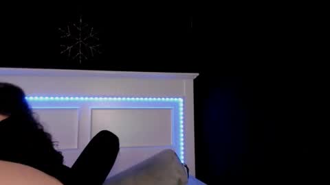 Liv online show from 11.22.25