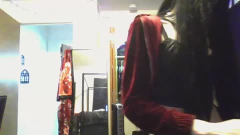 Liv Mirage online show from 02.05.25