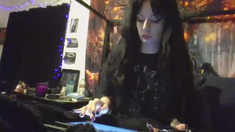 Liv Mirage online show from 03.08.25