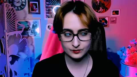 LixeLuna online show from 04.30.26