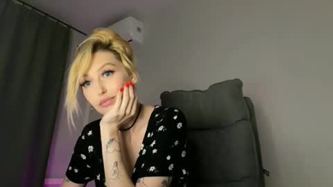 Liya Ray online show from 09.28.25