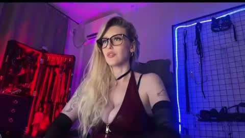Snapshot of liya_ray chatting on 07.06.26 Liya Ray online show from 07.06.26