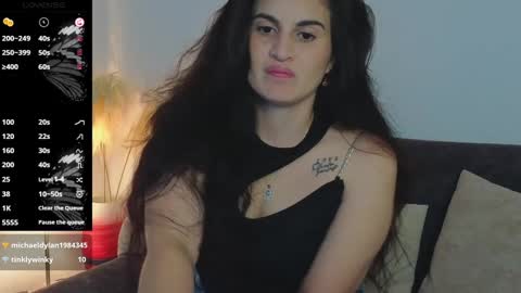 liz online show from 12.27.24