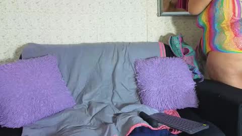 liza_johnson23_aws online show from 01.12.26