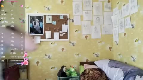 Snapshot of lizabethkimbal chatting on 05.13.26 Molly online show from 05.13.26
