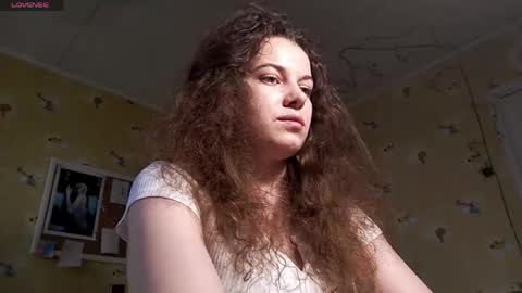 Snapshot of lizabethkimbal chatting on 05.15.26 Molly online show from 05.15.26