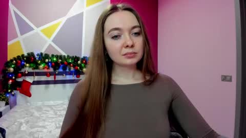 Girl next door online show from 01.03.25