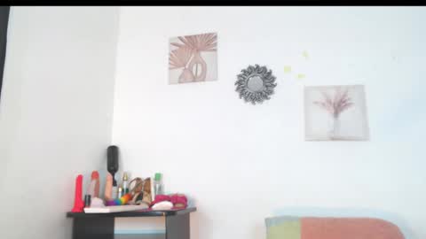 liz online show from 01.30.25