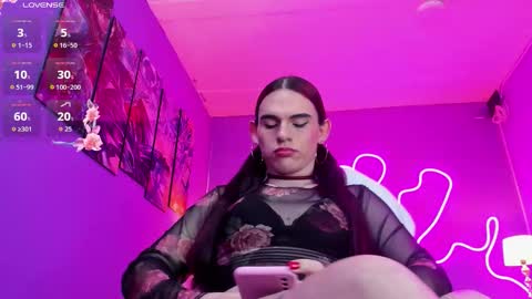 Snapshot of lizz_manson28 chatting on 02.25.26 Lizeth Tatiana Mahecha online show from 02.25.26