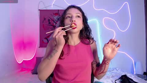 Lizza Scott online show from 12.18.24