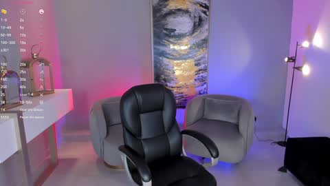 Lizzi  online show from 01.10.25