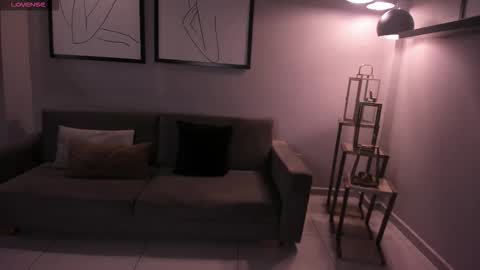 Lizzi  online show from 01.08.26