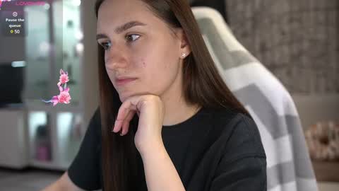 Lizi-Fox online show from 12.04.24