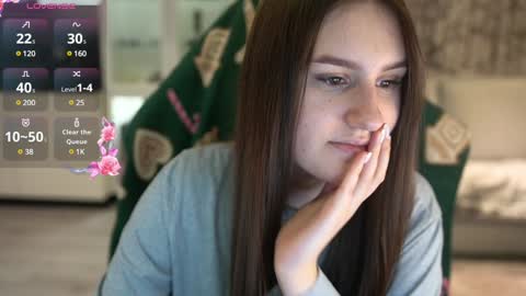 Lizi-Fox online show from 01.04.25