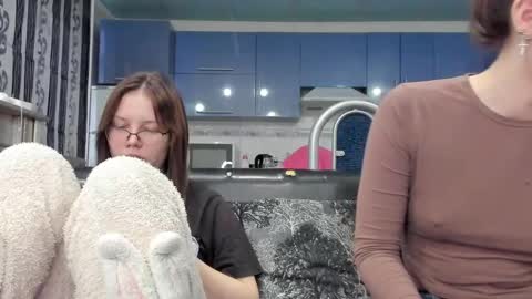 lizzi_muur online show from 02.05.25