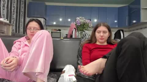 lizzi_muur online show from 03.11.25