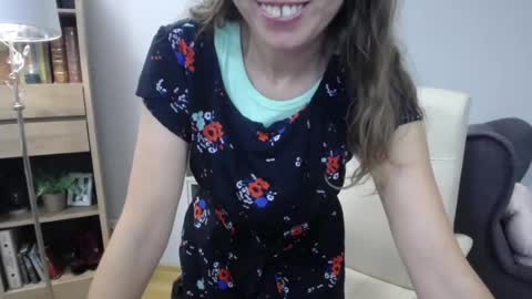 Snapshot of lizzy_sparkle chatting on 07.16.26 Lizzy online show from 07.16.26