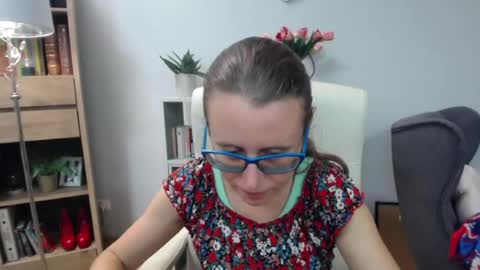 Snapshot of lizzy_sparkle chatting on 07.17.26 Lizzy online show from 07.17.26