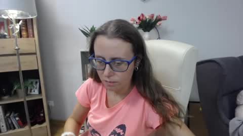 Snapshot of lizzy_sparkle chatting on 07.20.26 Lizzy online show from 07.20.26