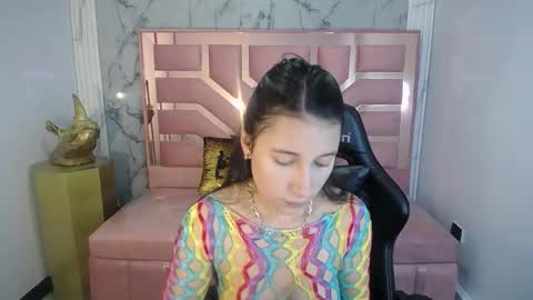 Lizzy SCHEDULE BROADCASTING Monday-Saturday 11am4pm Colombia online show from 02.15.25