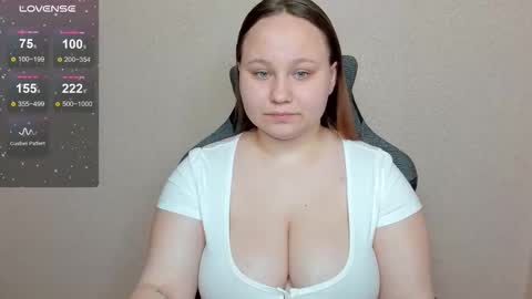 Llayna online show from 10.04.25