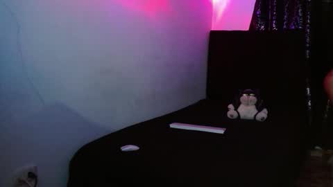 lliamm 2 online show from 11.23.25