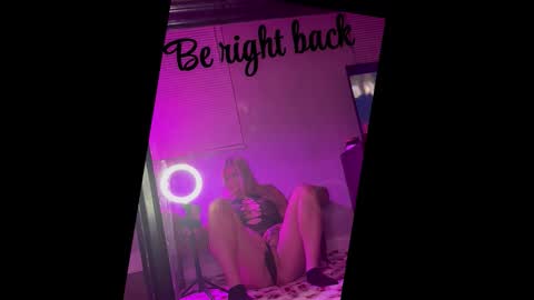 Snapshot of llilacblu chatting on 02.17.26 Lillac online show from 02.17.26