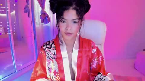 Kloe see you 28-11  to celebrate my birthday online show from 02.15.25