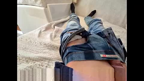 Snapshot of lo82 chatting on 01.23.25 Lo82 online show from 01.23.25