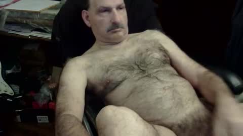 loades182025 online show from 02.08.26