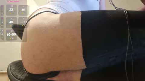 Snapshot of locked_and_load chatting on 12.22.25 locked_and_load online show from 12.22.25