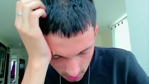 logaan_grey online show from 10.26.25