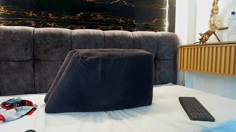 logan_griffin online show from 04.01.26