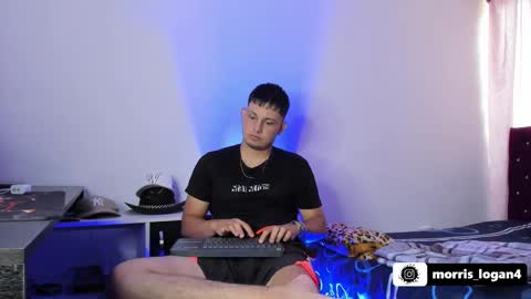 Logan morris online show from 02.17.25