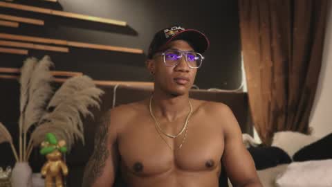 Snapshot of logan_varela chatting on 01.31.25 logan_varela online show from 01.31.25