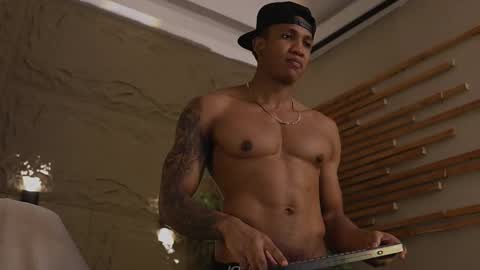 Snapshot of logan_varela chatting on 01.16.26 logan_varela online show from 01.16.26