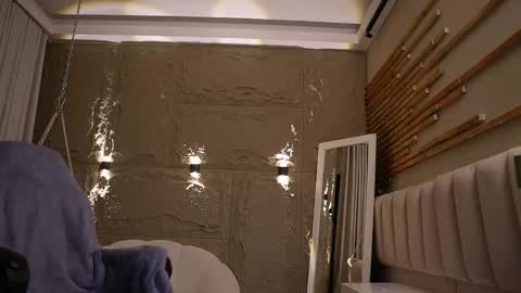 logan_varela online show from 04.19.26