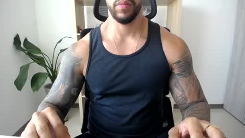 Snapshot of loganhod chatting on 05.27.26 Logan Wolfp online show from 05.27.26