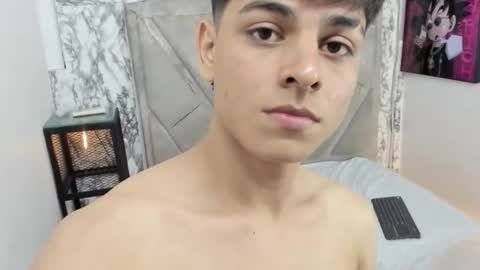 Snapshot of loganjhonson chatting on 10.15.25 loganjhonson online show from 10.15.25