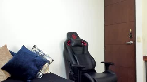 Logan online show from 11.04.25