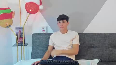 loganoficialx online show from 12.29.24