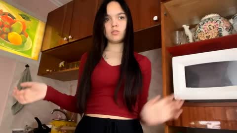 Snapshot of loganpenniston chatting on 04.10.26 Asya online show from 04.10.26