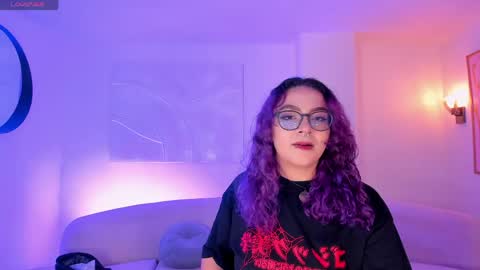 Snapshot of loiseharper chatting on 06.02.26 Loise online show from 06.02.26